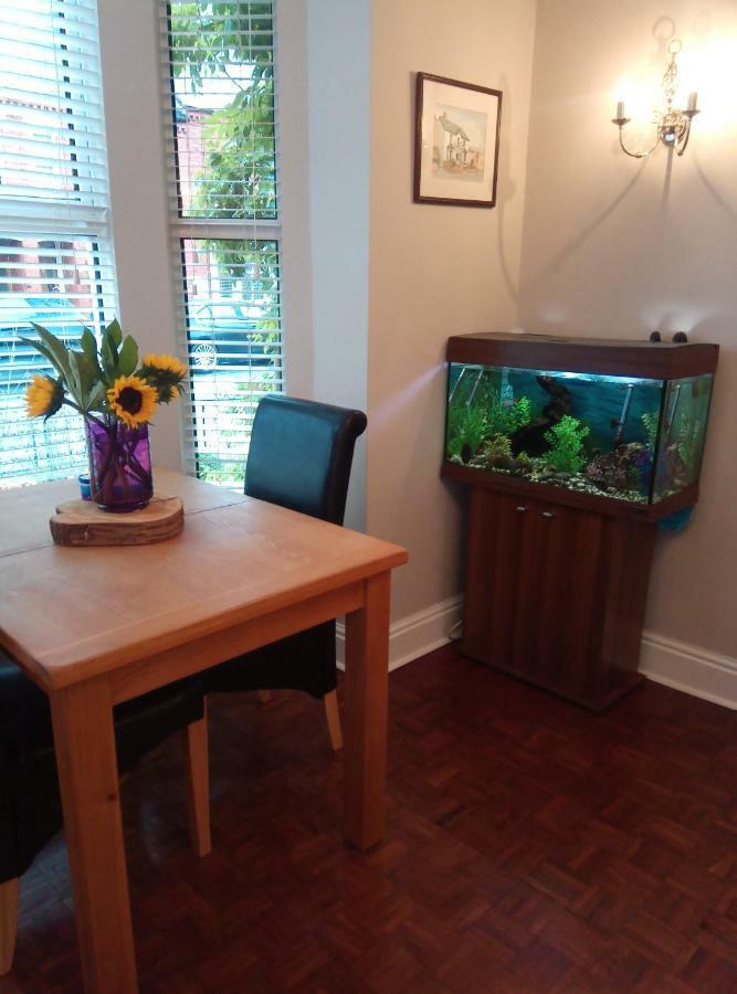 Laurels Bed & Breakfast Oswestry Bagian luar foto