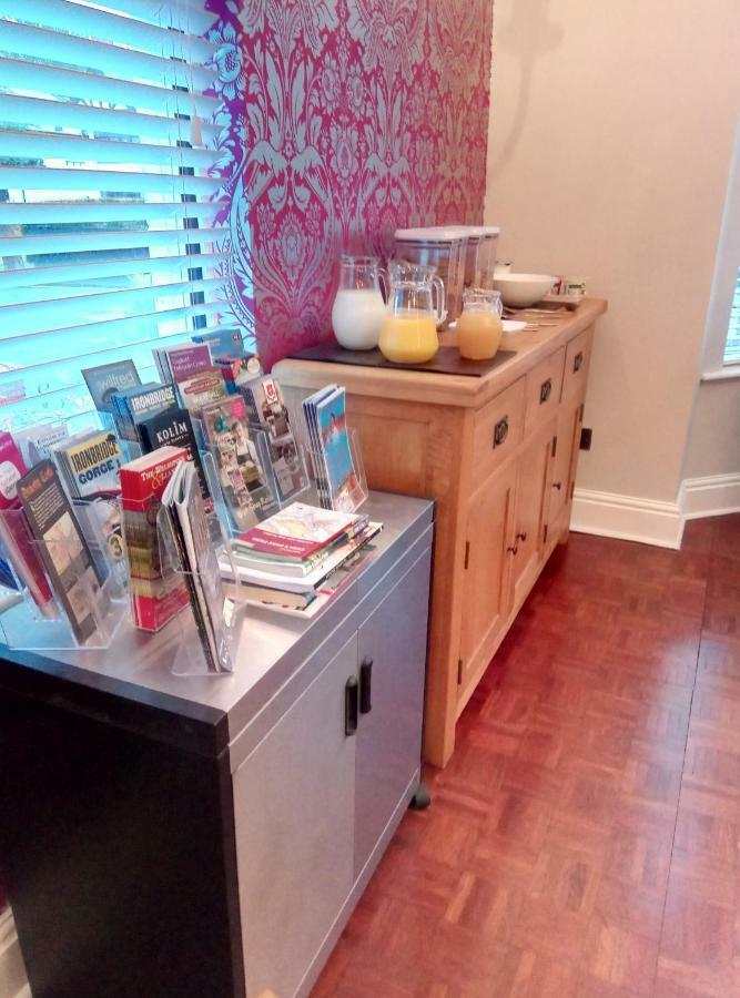 Laurels Bed & Breakfast Oswestry Bagian luar foto